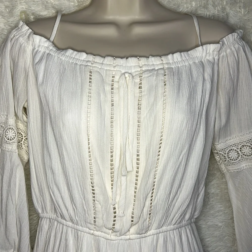 White off the shoulder dress, size Medium - Picture 2 of 11